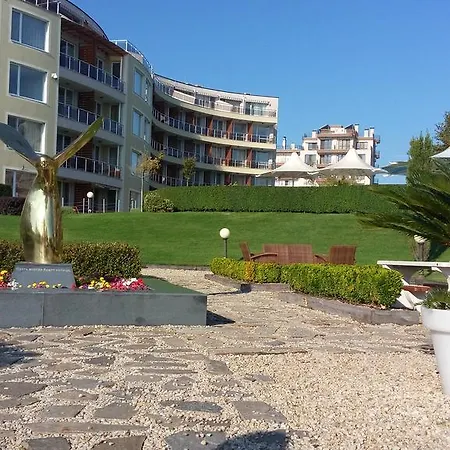 Sunny Island Apartamento Chernomorets