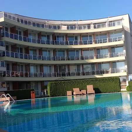 Sunny Island Apartamento